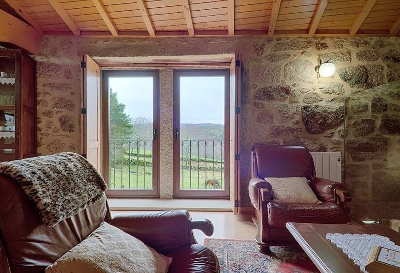 Дом 3 Спальни, Macheta S Coutry House