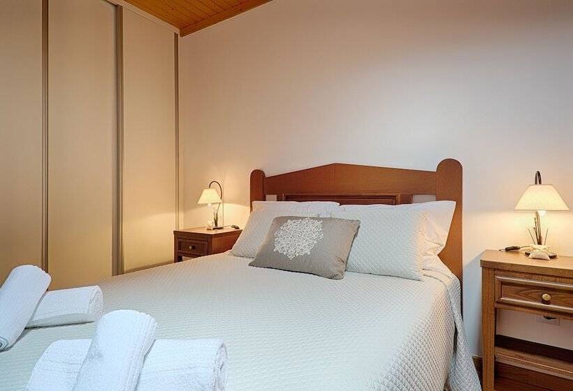 Дом 3 Спальни, Macheta S Coutry House