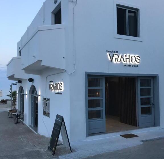 스탠다드 발코니 룸, Vrahos