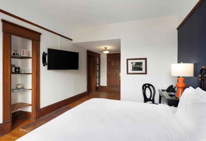 디럭스 룸 킹사이즈 침대, Celeste Of St Paul