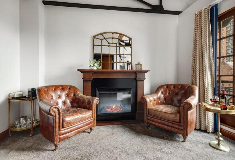 스위트 도시 전망, Celeste Of St Paul