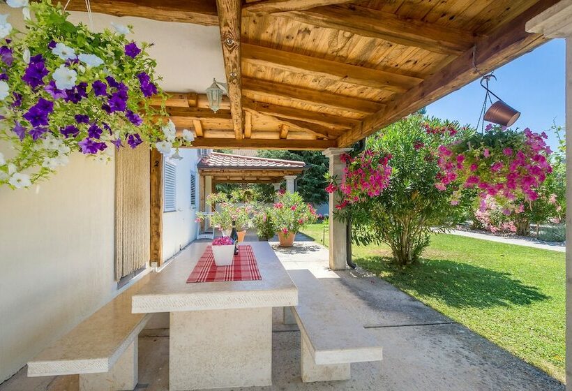 Апартаменты Комфорт 1 Спальня, Guest House Antonella