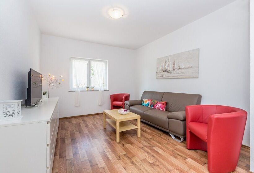 Апартаменты Комфорт 1 Спальня, Guest House Antonella