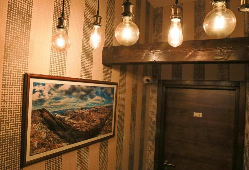 اتاق لوکس, Pirocanac Rooms & Restaurant