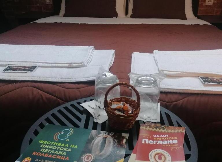 اتاق لوکس, Pirocanac Rooms & Restaurant
