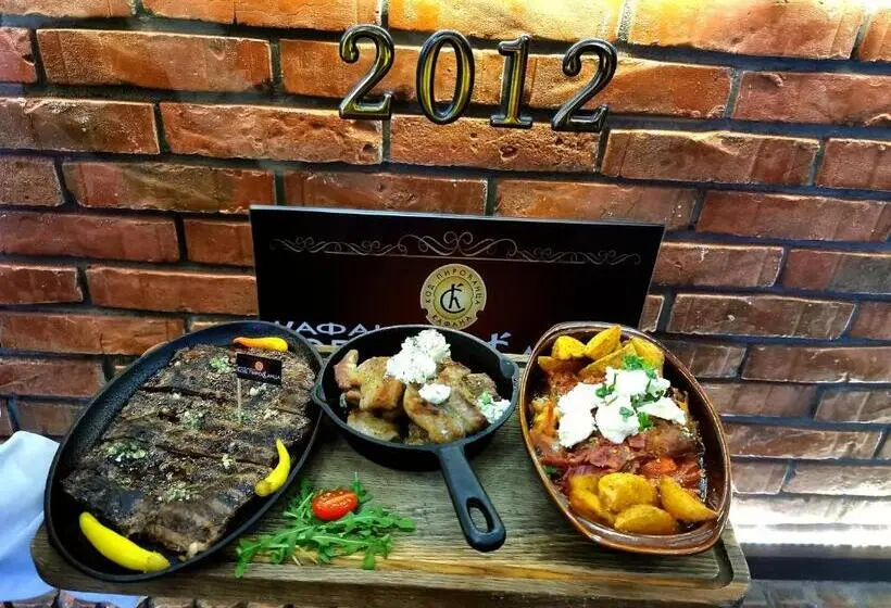 اتاق لوکس, Pirocanac Rooms & Restaurant