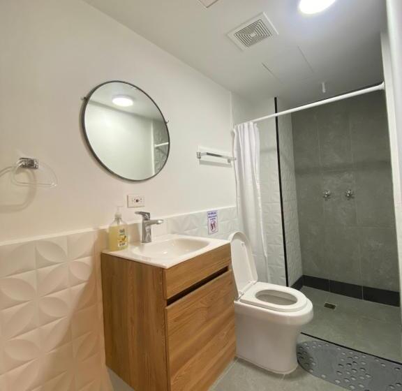 استودیو استاندارد با بالکن, Al Hamra