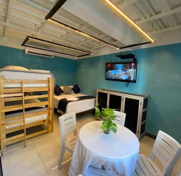 استودیو استاندارد با بالکن, Al Hamra