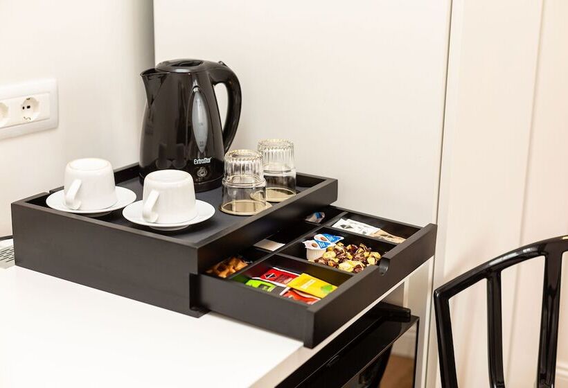 اتاق استاندارد, B&b La Finestra Sul Canale