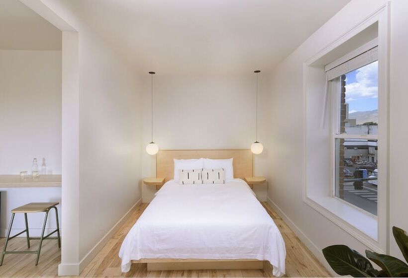 デラックスルーム, The Jesse Hotel & Bar