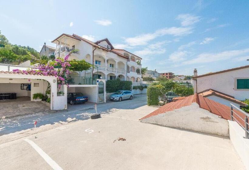 Apartament 1 Dormitori amb Balcó, Apartments Buljan