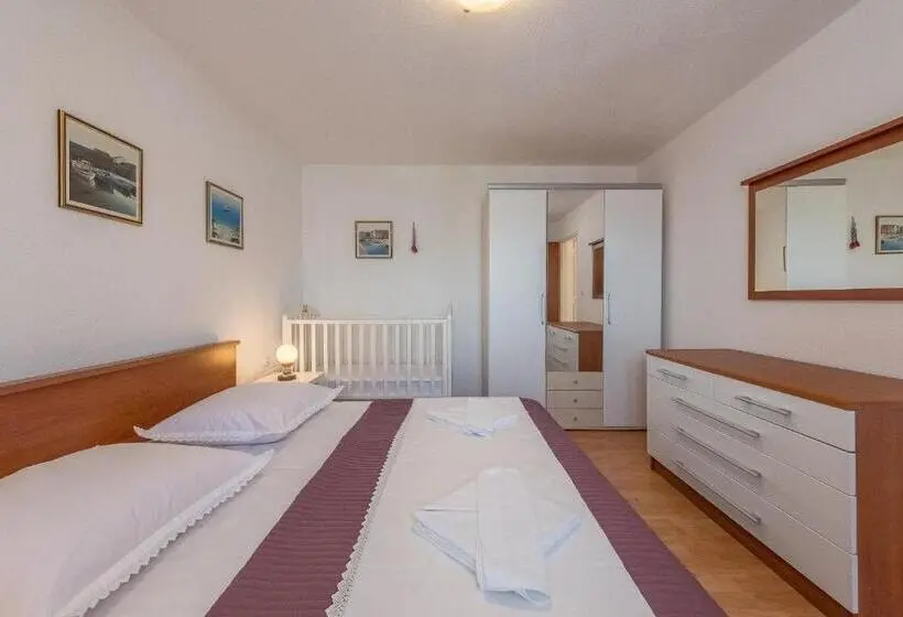 آپارتمان 1 خوابه, Apartments Buljan