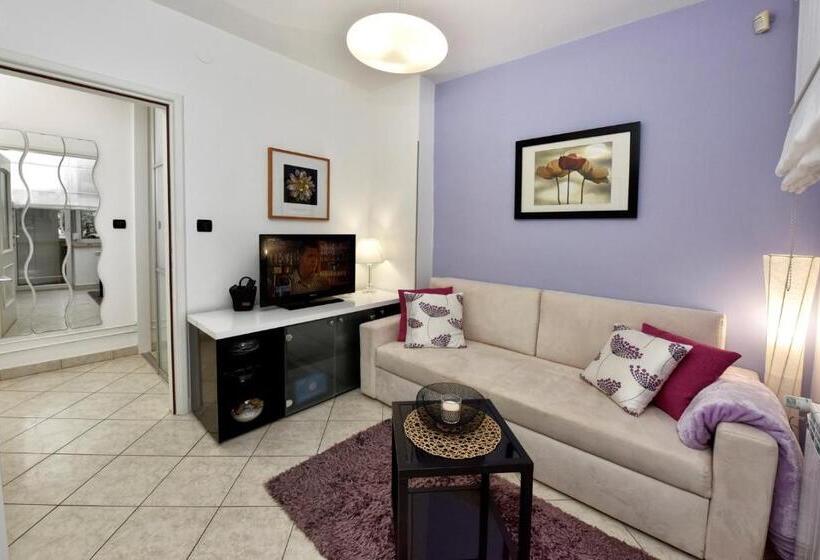 آپارتمان 1 خوابه, Apartments Lavizatic