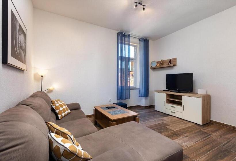 带2个卧室的公寓, Apartments Smaila