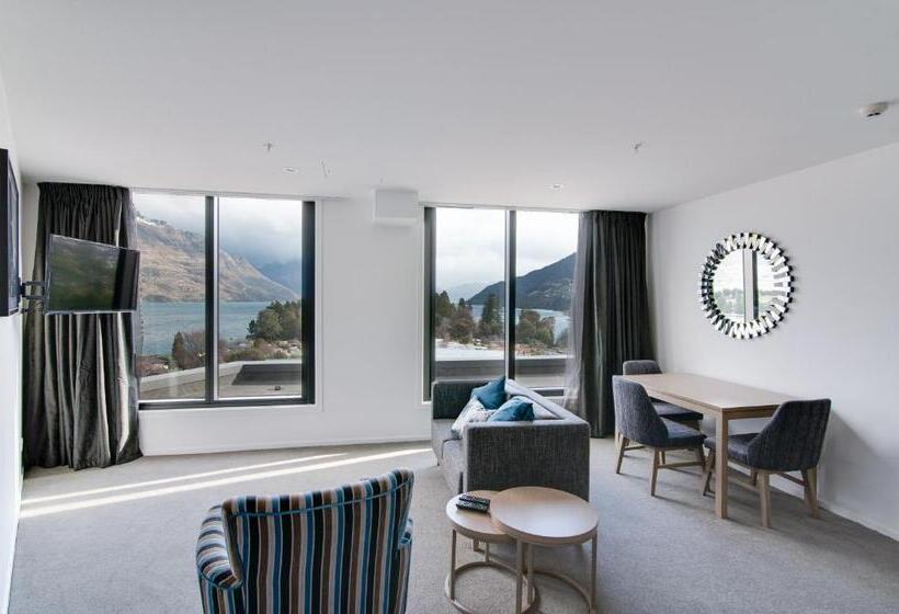 1 Bedroom Apartment Lake View, Ramada By Wyndham Queenstown Central