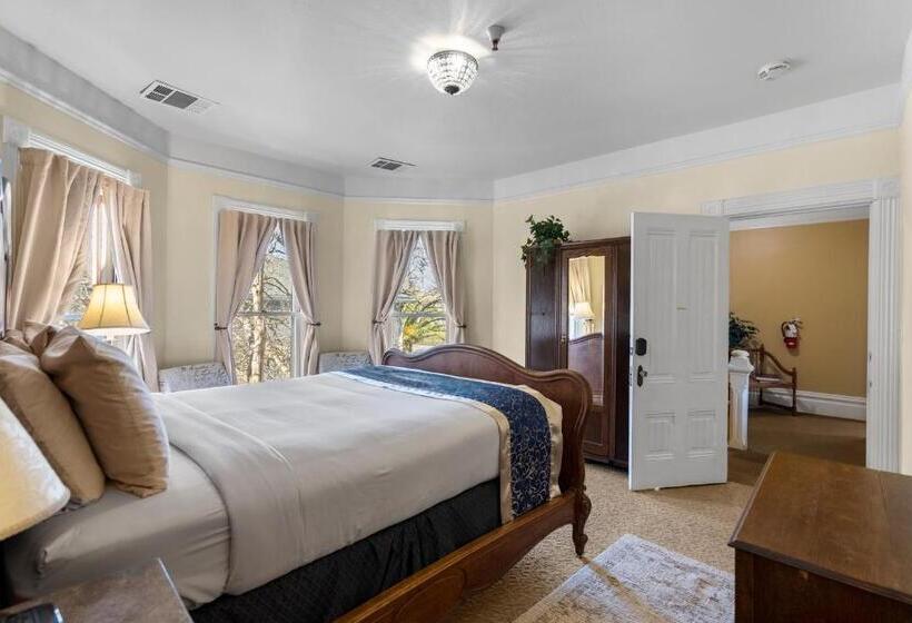 Номер Стандарт, Hennessey House Bed And Breakfast