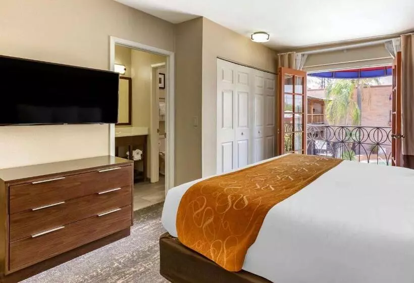 سوئیت برای معلولان, Comfort Suites At Sabino Canyon