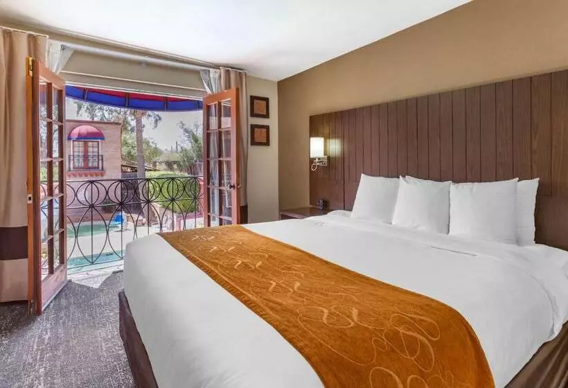 سوئیت برای معلولان, Comfort Suites At Sabino Canyon