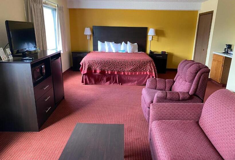 디럭스 스위트, Days Inn & Suites By Wyndham Des Moines Airport