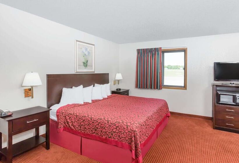 자쿠지 스위트, Days Inn & Suites By Wyndham Des Moines Airport