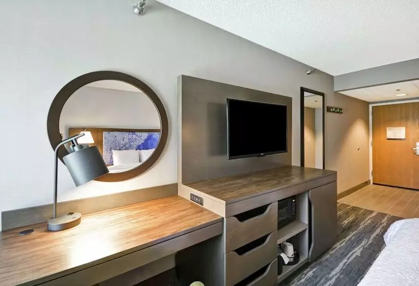 اتاق استاندارد برای معلولان, Hampton Inn Seattle/southcenter