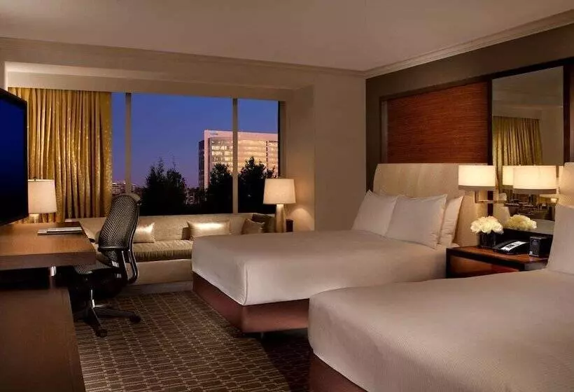 ２ダブルベッドのスタンダードルーム, Hilton Mclean Tysons Corner