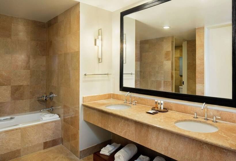 סוויטה מלכותית, Hilton Waikoloa Village