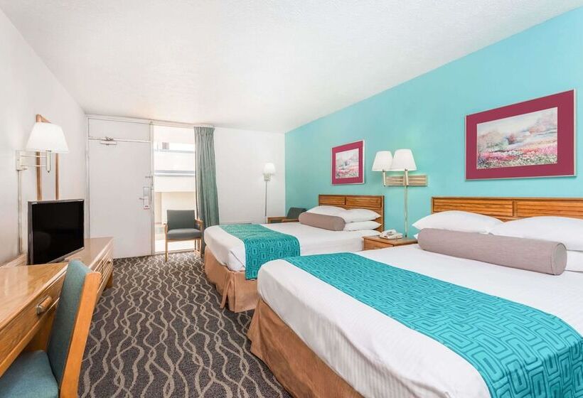 غرفه قياسيه سريرين مزدوجين, Howard Johnson By Wyndham Commerce Ga