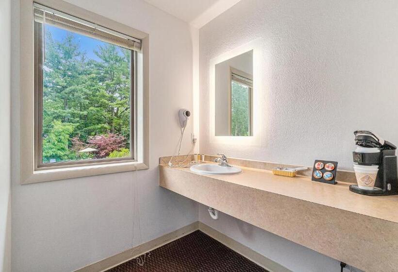 标准间, Howard Johnson By Wyndham Traverse City