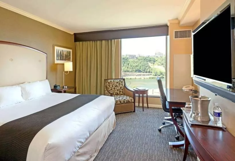 اتاق استاندارد با تخت دوبل, Wyndham Grand Pittsburgh