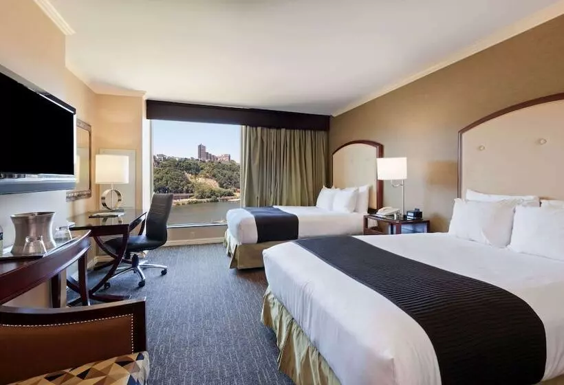 اتاق لوکس, Wyndham Grand Pittsburgh