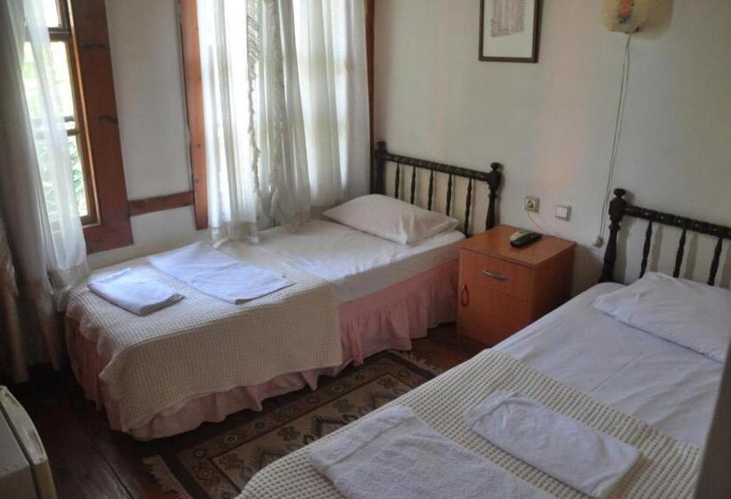 Standard Room, Kont Pension