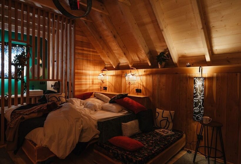 Хижина Deluxe, Les Cabanes Du Dauphiné