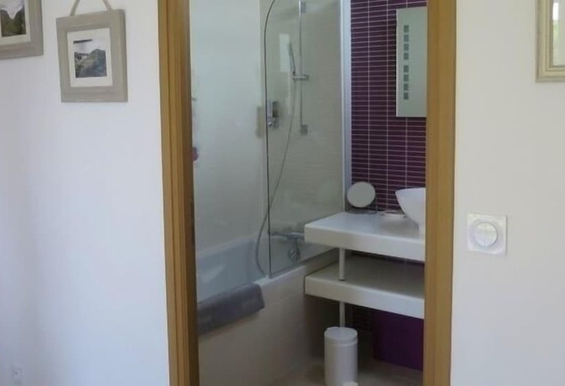 デラックスルーム, Ballylough