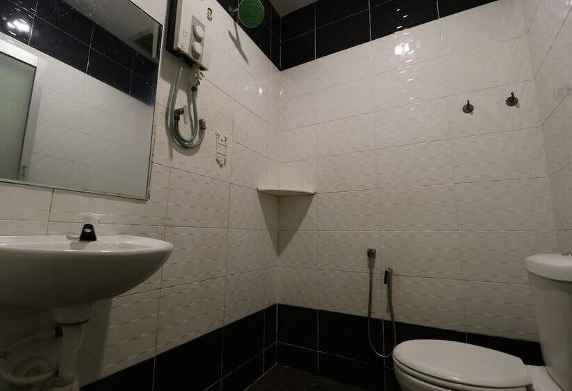 غرفة سوبيريور ثلاثية, Furich Hotel Enterprise