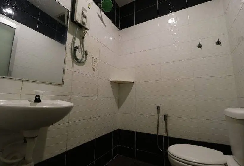 اتاق سوپریور سه تخته, Furich Hotel Enterprise