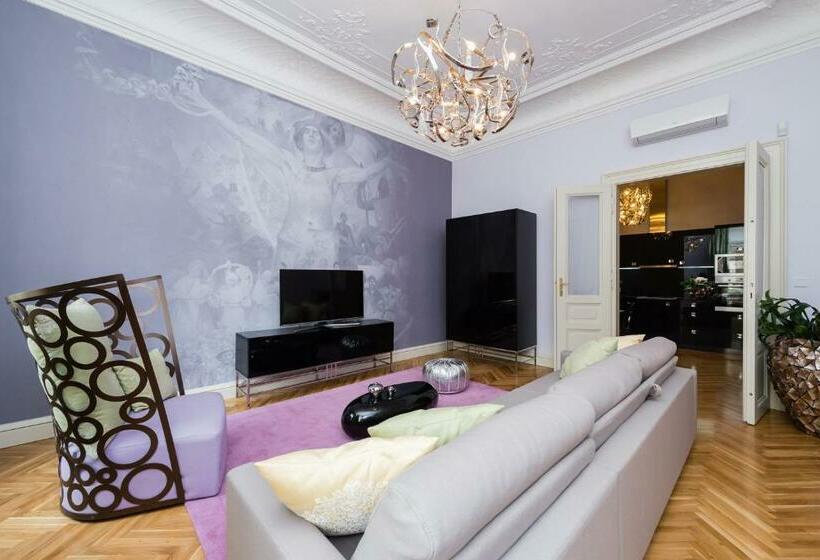 آپارتمان 3 خوابه, Grand Central Residence By Tkc