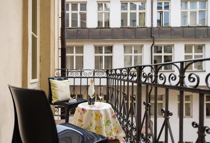 آپارتمان 3 خوابه, Grand Central Residence By Tkc