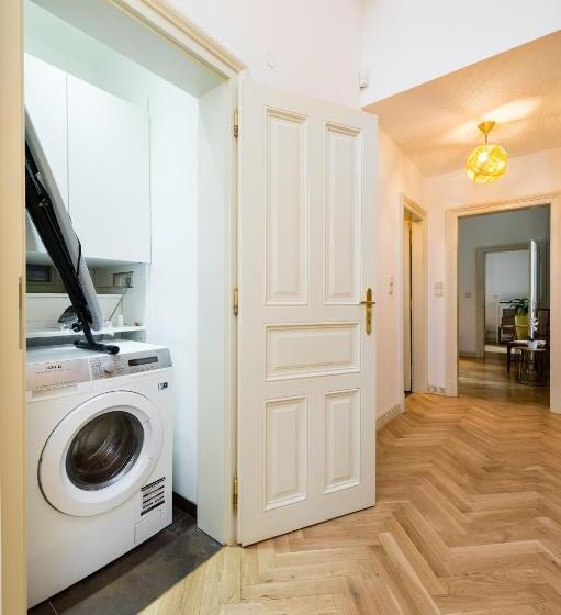 آپارتمان 2 خوابه, Grand Central Residence By Tkc