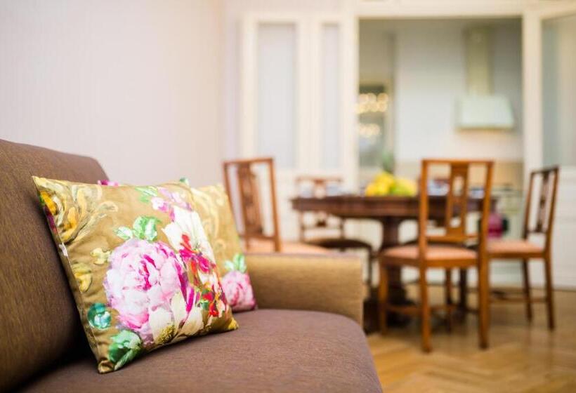 آپارتمان 2 خوابه, Grand Central Residence By Tkc