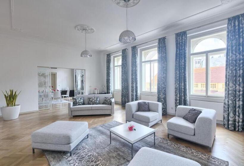 آپارتمان 3 خوابه, Grand Central Residence By Tkc