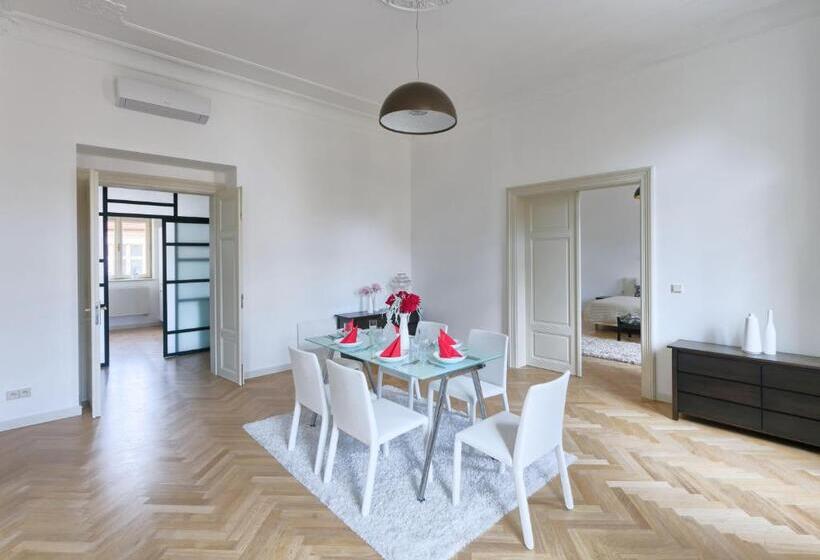 آپارتمان 3 خوابه, Grand Central Residence By Tkc