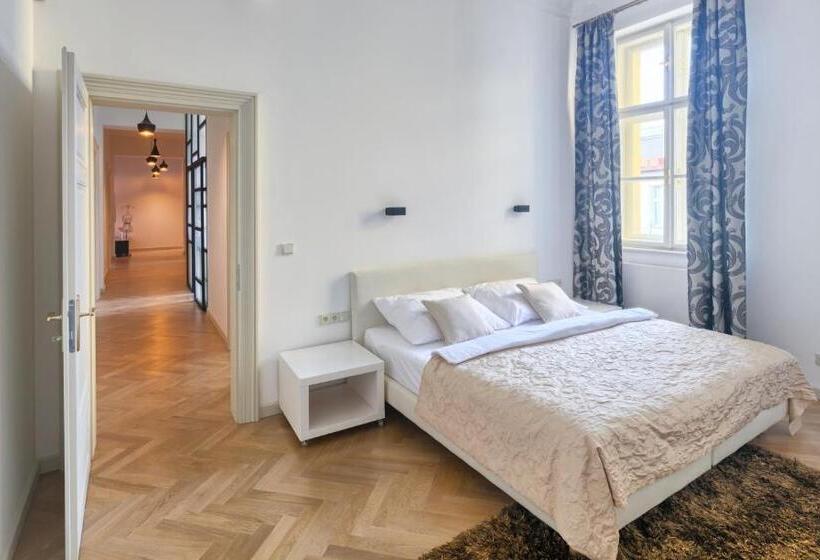 آپارتمان 3 خوابه, Grand Central Residence By Tkc