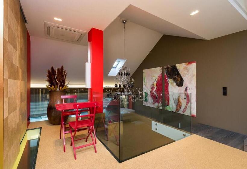 اتاق استاندارد, Grand Central Residence By Tkc