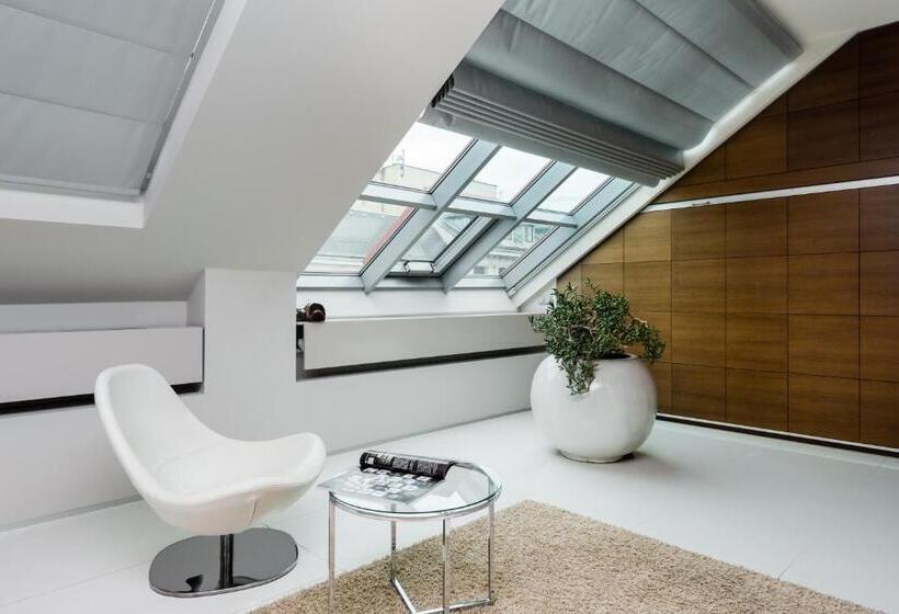 1 Bedroom Penthouse Apartment, Grand Central Residence By Tkc