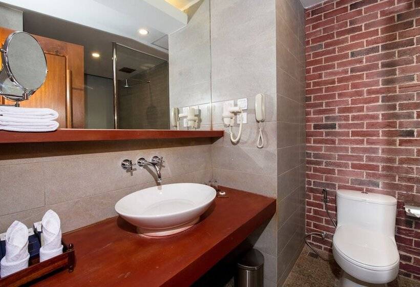 اتاق پریمیوم با بالکن, Pacific Premier Resort & Spa