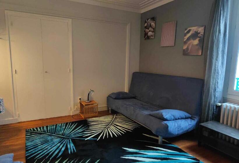 Номер Стандарт Трехместный, Les Volets Bleus