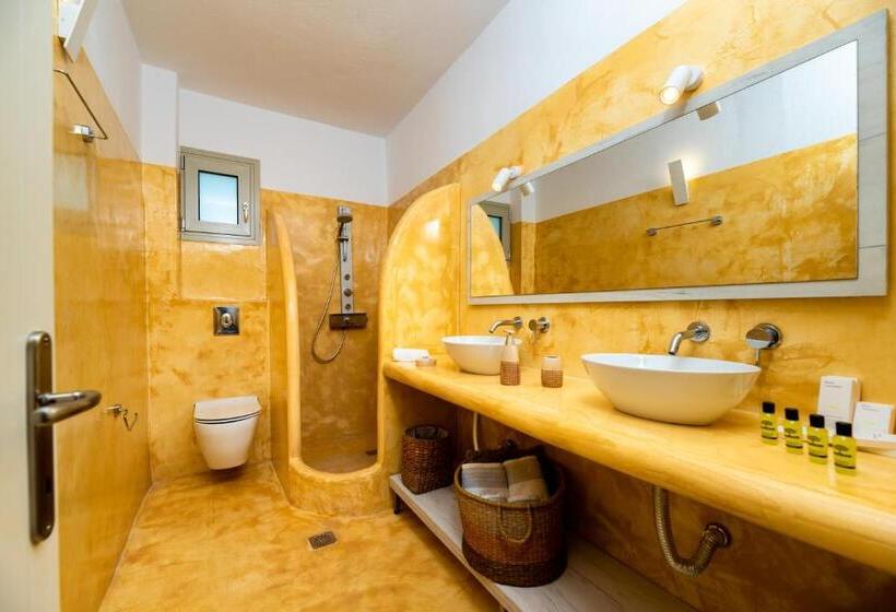 スーペリアースイート, Aerenia Luxury Suites