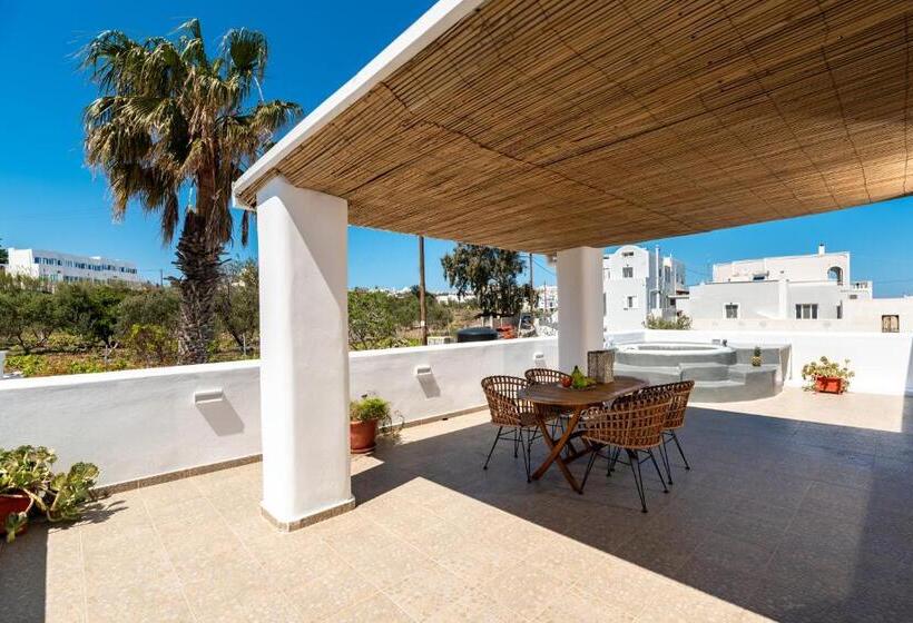 スーペリアースイート, Aerenia Luxury Suites