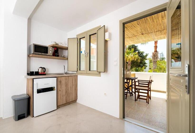 デラックススタジオ, Aerenia Luxury Suites